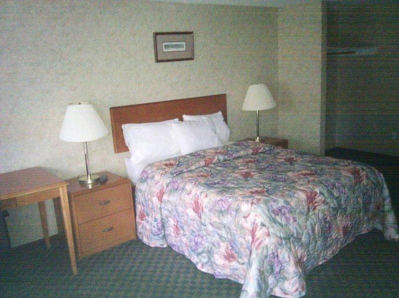 Dartmouth Motor Inn Ngoại thất bức ảnh